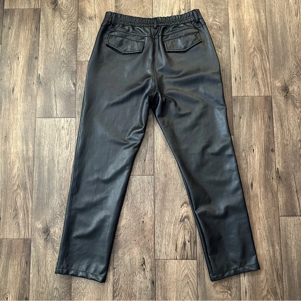 Forever 21 Faux Leather Pants Men’s Size 36 Black